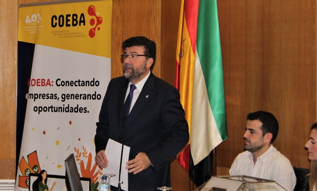 Javier Peinado es elegido Presidente de COEBA con el 95% de los votos, en una asamblea con alta participación