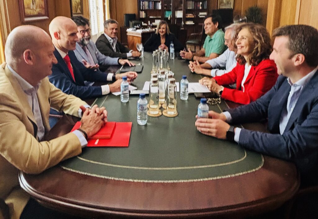 CREEX y COEBA exploran vías de cooperación con MAPFRE para acciones que beneficien a las empresas y autónomos